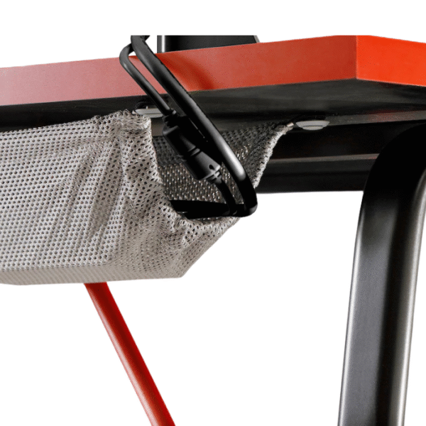 4 Spiker Gaming Desk