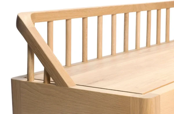 Pinewood-Slat-Bench-front-detail