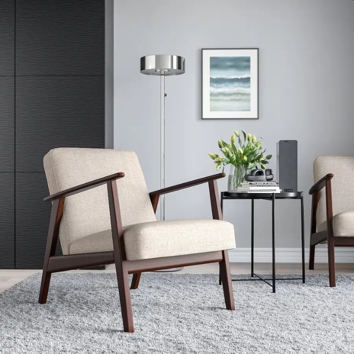 Roco Harbor Armchair feature with BG