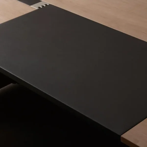 Velora Prestige Desk Details 4 Velora Prestige Desk Details